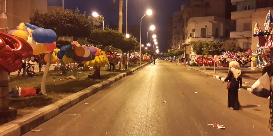 مظاهر احتفالية حول الساحات قبيل صلاة العيد ببورسعيد (صور)