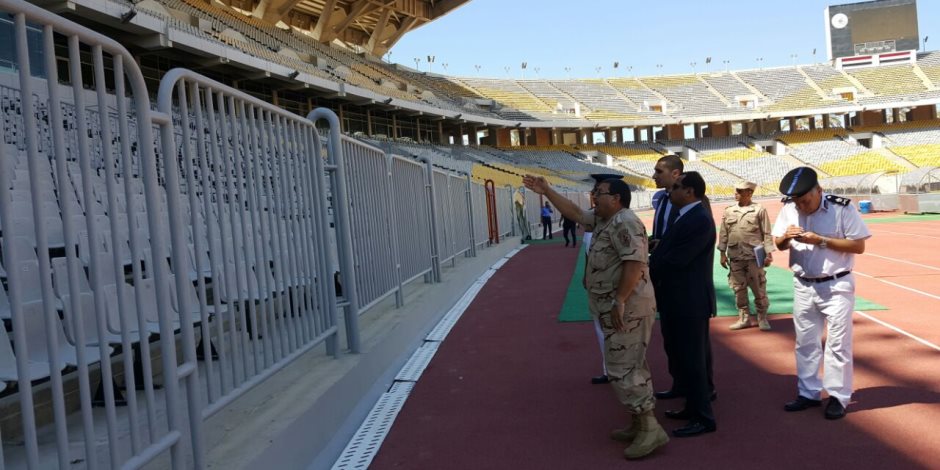 مدير أمن الإسكندرية يكشف خطة تأمين مباراة الفراعنة أمام أوغندا (صور)