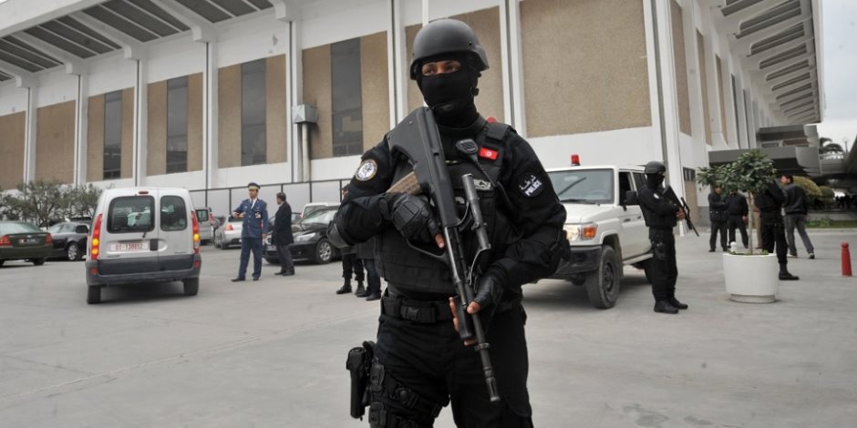 تونس: ضبط عنصرين في خلية إرهابية بـ«سيدى حسين» 