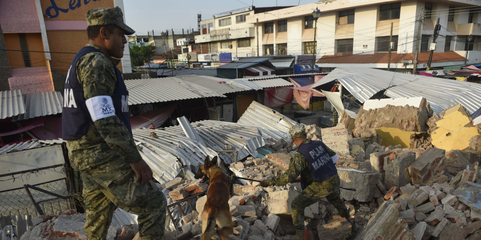 مقتل 5 أشخاص على الأقل قرب العاصمة المكسيكية جراء زلزال