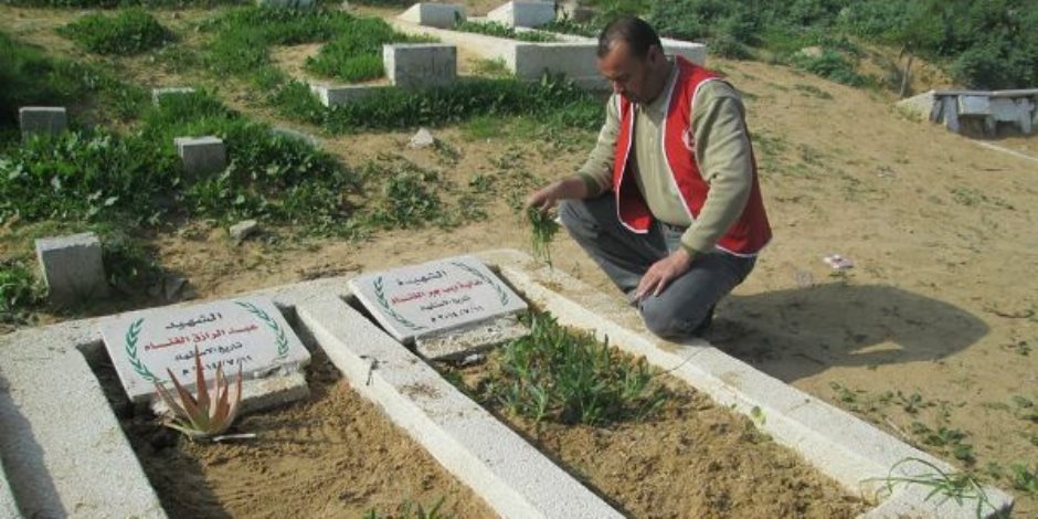 إسرائيل تلاحق عظام الموتى.. وتطحن رفات الشهداء لإقامة حدائق «تلمودية»