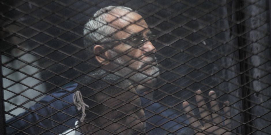 جنايات القاهرة تحدد 27 مايو للحكم على بديع وآخرين في أحداث البحر الأعظم