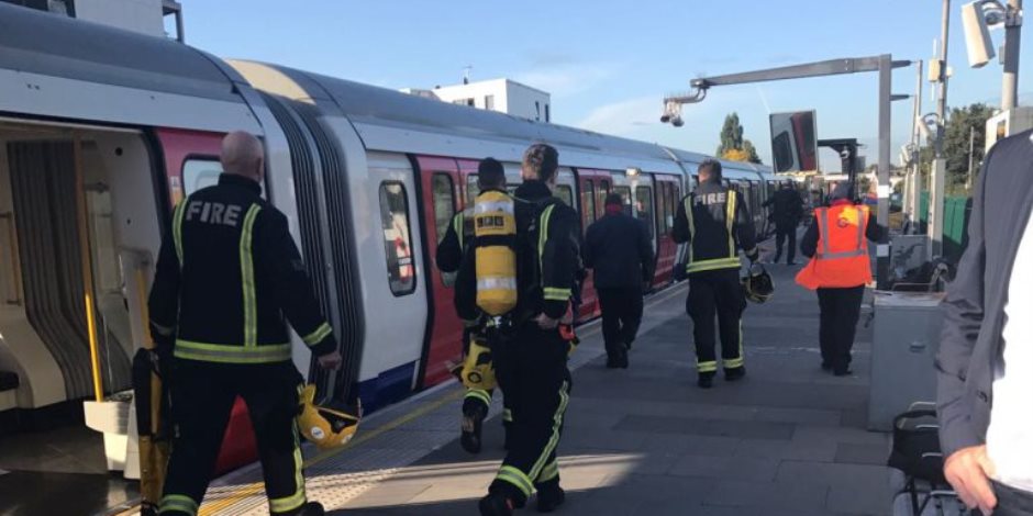 نقل 18 شخصا الى المستشفيات بعد اعتداء مترو لندن