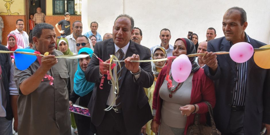 محافظ الإسكندرية يفتتح المبنى الجديد بمدرسة ابن أنس الرسمية الابتدائية لغات (صور)