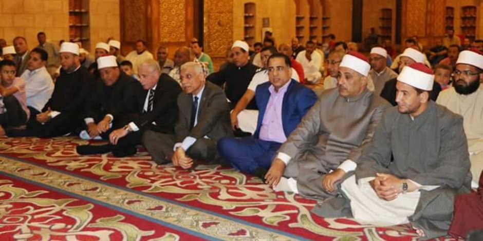 محافظ جنوب سيناء يحتفل بالعام الهجري الجديد في مسجد الصحابة بشرم الشيخ