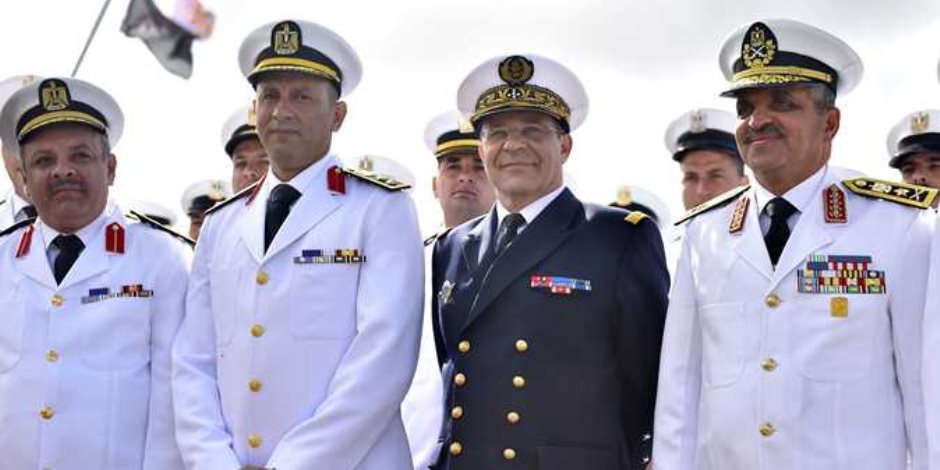 قائد البحرية الفرنسية في احتفالية تسليم الفرقاطة "الفاتح": "تحيا مصر.. تحيا مصر"