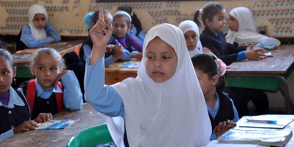 إنعاش التعليم يبدأ بـ 2.5 مليون طفل: الحكومة تؤهل «المعلمين» للنظام الجديد
