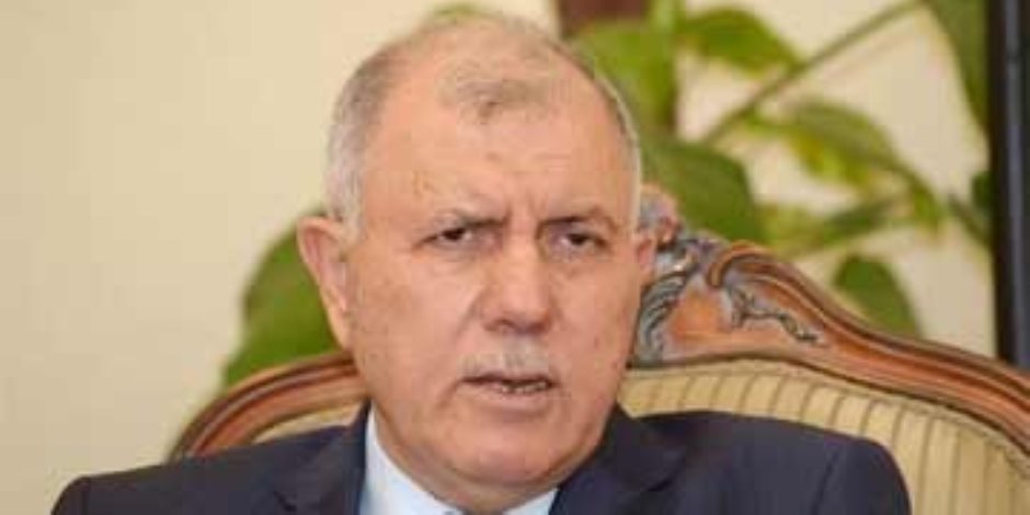 سفير فلسطين السابق: اصطفاف المصريين أمام لجان الانتخابات الرئاسية مشهد حضاري  