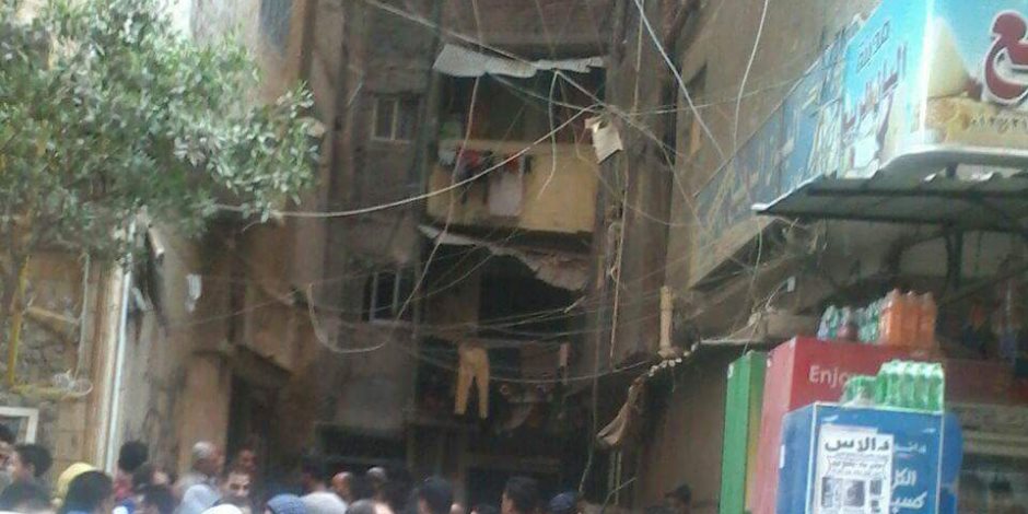 إصابة 4 اشخاص إثر سقوط بلكونة عقار في السيدة زينب 
