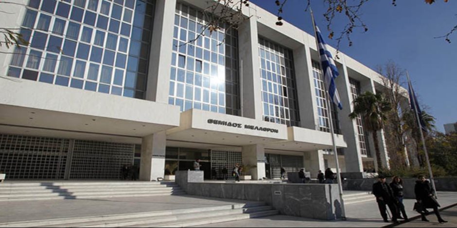محكمة يونانية توافق على تسليم مشتبه به روسى إلى أمريكا