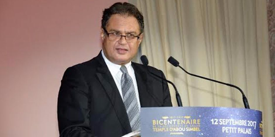 سفير مصر بباريس ينقل تهنئة السيسي لأقباط فرنسا بمناسبة عيد القيامة المجيد