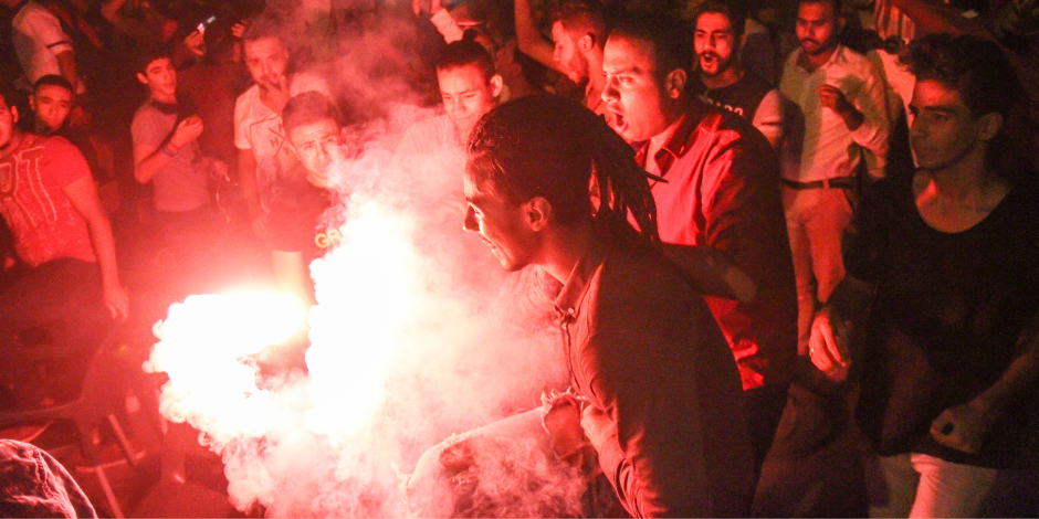 الجماهير تشعل 6 أكتوبر احتفالا بفوز المنتخب (صور)