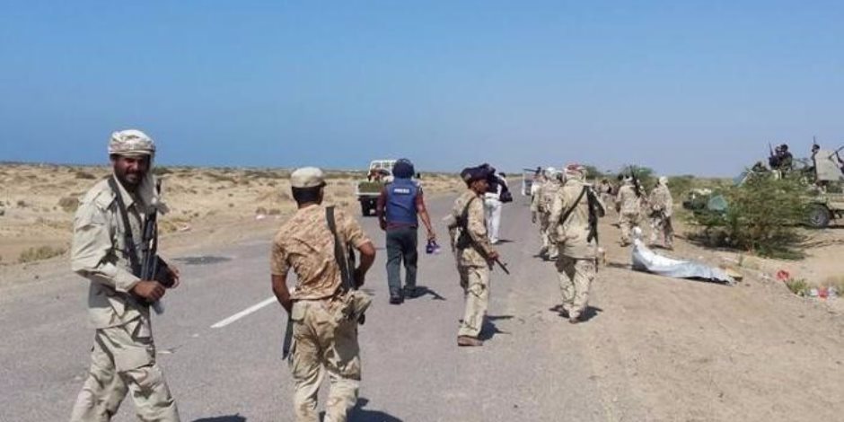 ميليشيا الحوثي تفرض إتاوات على مرور 15 شاحنة إغاثية للنازحين باليمن