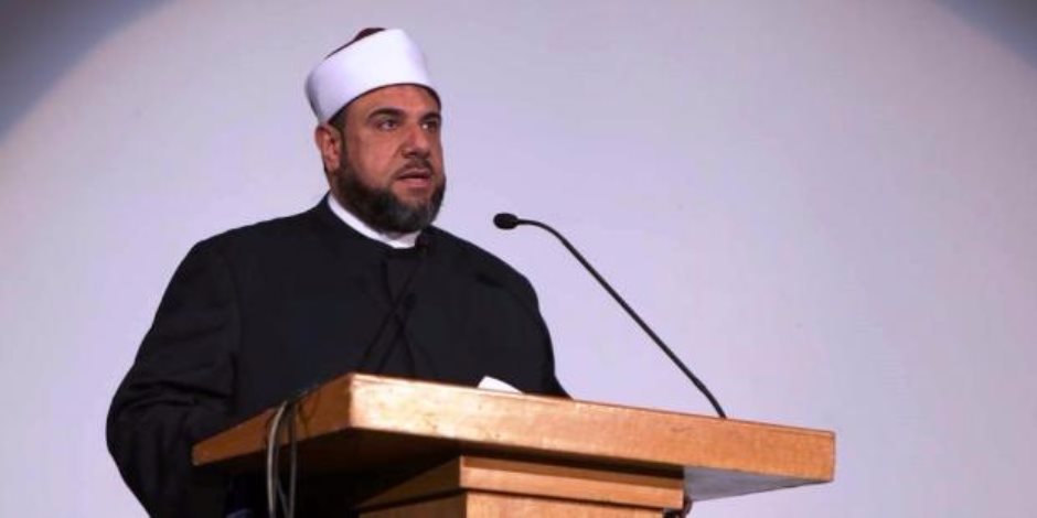 محمد الجمال إماما لمسجد القائد إبراهيم بالأسكندرية في رمضان 