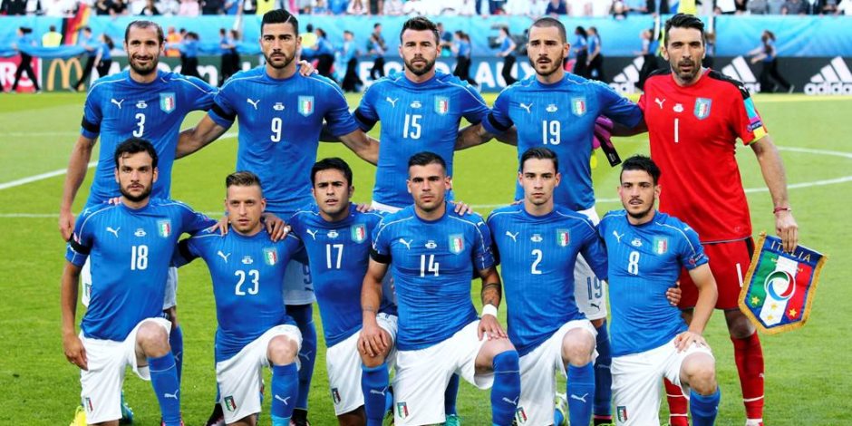 الأزوري يسعي لاقتناص بطاقة الصعود لكأس العالم أمام السويد