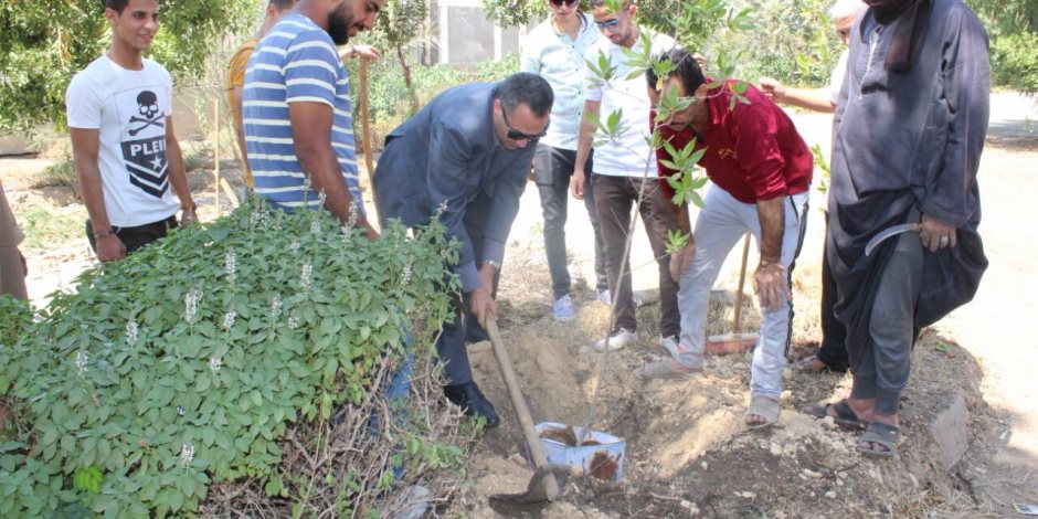 وزارة البيئة تشارك بالمعسكر البيئي لشباب كلية الزراعة بجامعة المنيا
