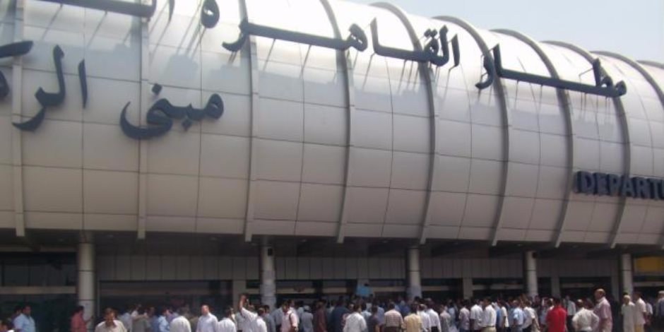 إغلاق ممرين للطائرات الخاصة بمطار القاهرة