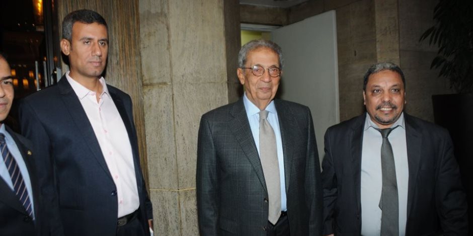 السفير علاء يوسف وعمرو موسى وسمير رجب في ندوة كتاب عبور 73 السلاح والدبلوماسية
