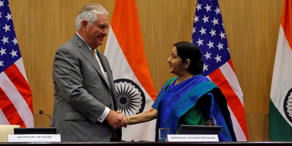 وزيرة خارجية الهند تبلغ نظيرها الأمريكي رغبة نيودلهي إعادة فتح سفارتها ببيونج يانج (صور)