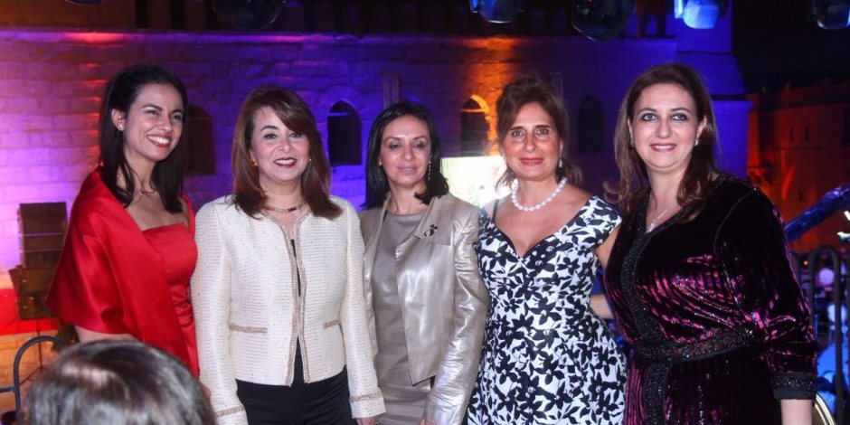 تكريم راوية منصور بمناسبة فوزها بالجائزة الأولى في ريادة الأعمال (فيديو وصور)