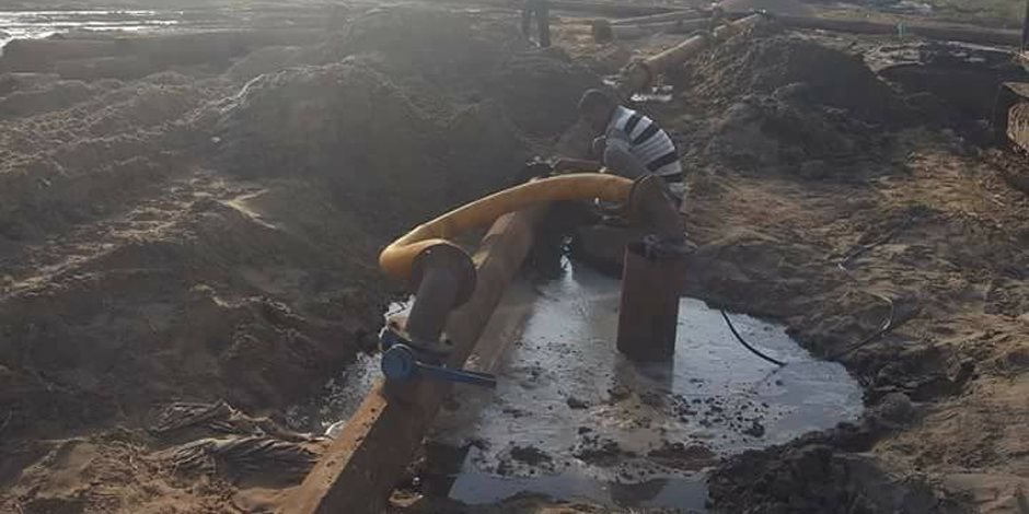 محافظ كفر الشيخ يشدد على الانتهاء من مشروع الصرف الصحي بمصيف بلطيم خلال 8 أشهر