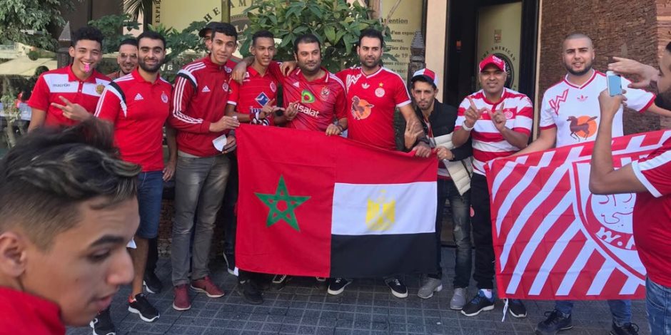 بعد التأهل لكأس العالم.. احتفالات عارمة تجتاح شوارع المغرب وتونس "صور"