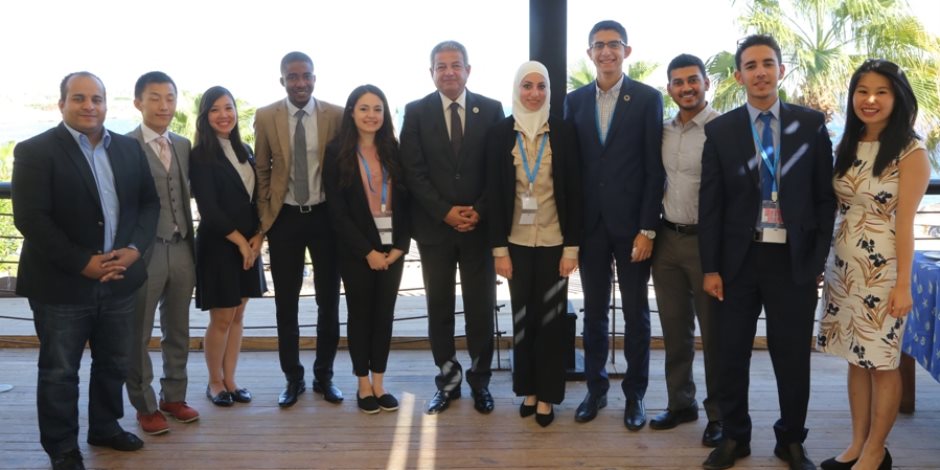 خالد عبد العزيز يلتقى أعضاء لجنة الشباب والطفولة بالأمم المتحدة (صور)
