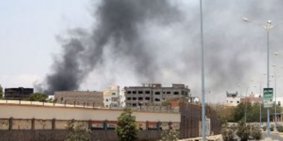 إرهابيون يستهدفون مبنى إدارة البحث الجنائي في اليمن