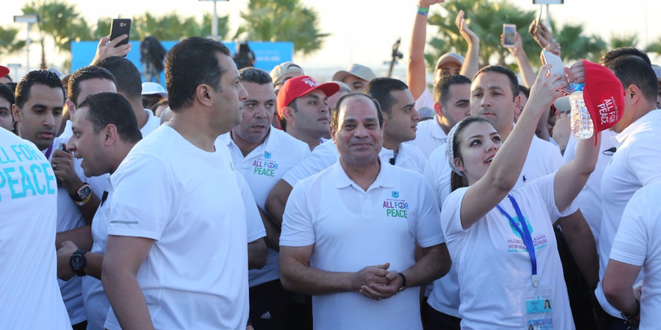 5 أبطال رياضيين يكشفون كواليس لحظات لقاء الرئيس السيسي في شرم الشيخ 5 أبطال رياضيين يكشفون كواليس لحظات لقاء الرئيس السيسي في شرم الشيخ