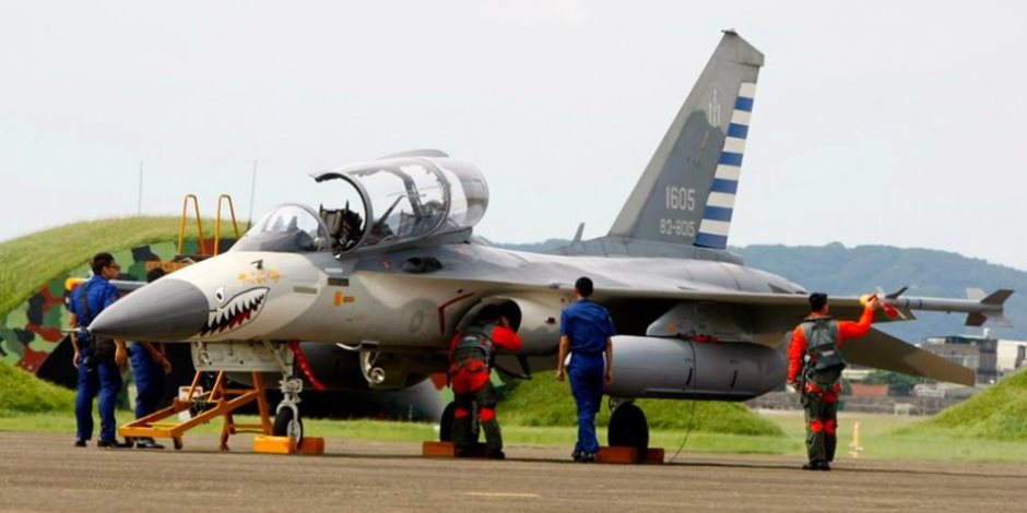تايوان: فقدان مقاتلة من طراز "ميراج 2000".. وطائرات وسفن حربية تبحث عنها