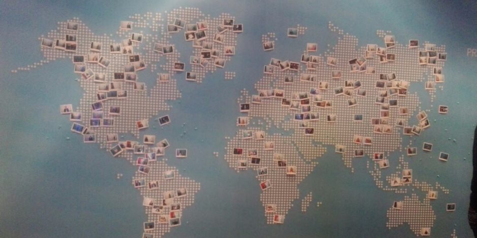 خريطة السلام تحمل صور المشاركين فى منتدى شباب العالم (صور) 