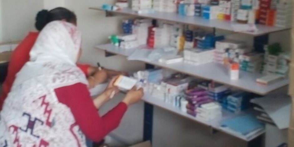 ضبط مخزن للأدوية دون ترخيص في الإسكندرية  (صور)
