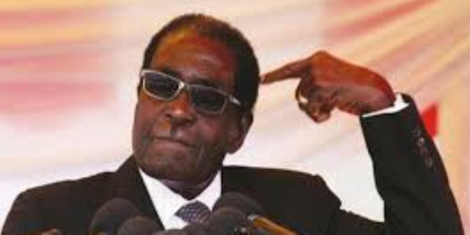 بعد مطالبة زعيم المعارضة.. الرئيس الزيمبابوى يرفض تقديم استقالته