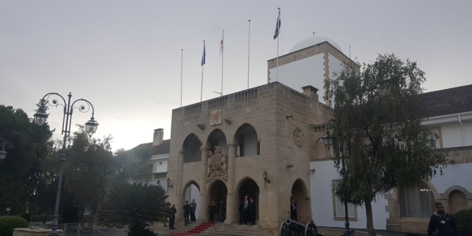 القصر الرئاسي في قبرص يستعد لاستقبال الرئيس السيسي (صور)