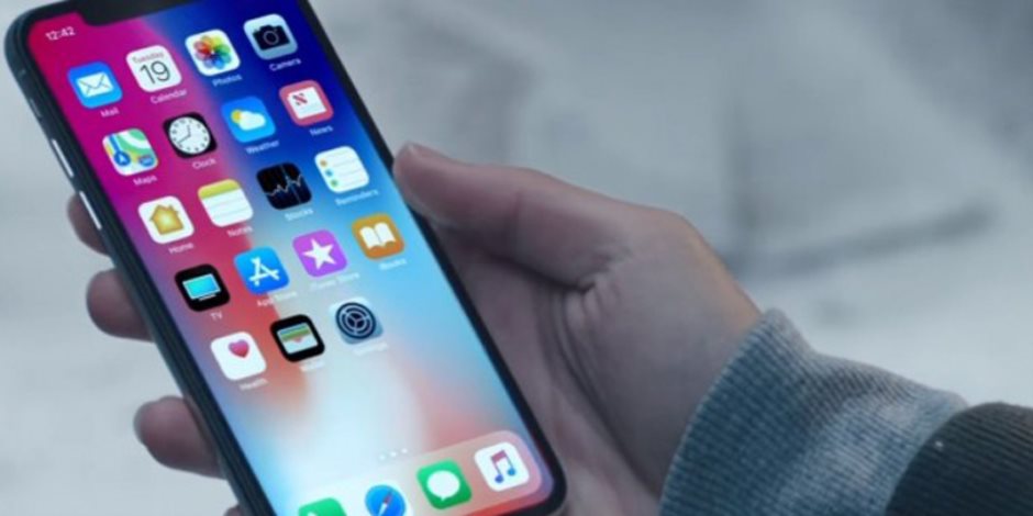 فيديو ترويجى لهاتف أبل الذكى الجديد iPhone X مستوحى من الأعياد