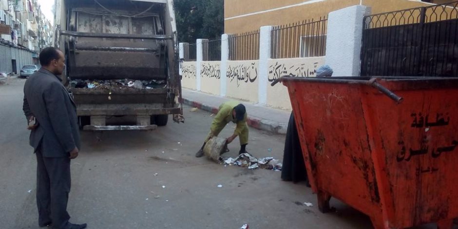 بدء تنفيذ مبادرة "طور شارعك" في سوهاج (صور)