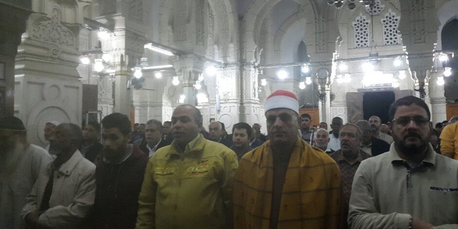 مساجد الإسكندرية تؤدى صلاة الغائب على أروح شهداء مسجد الروضة بالعريش (صور)