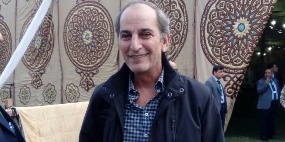 وفاة الفنان هشام سليم والجنازة من مسجد الشرطة