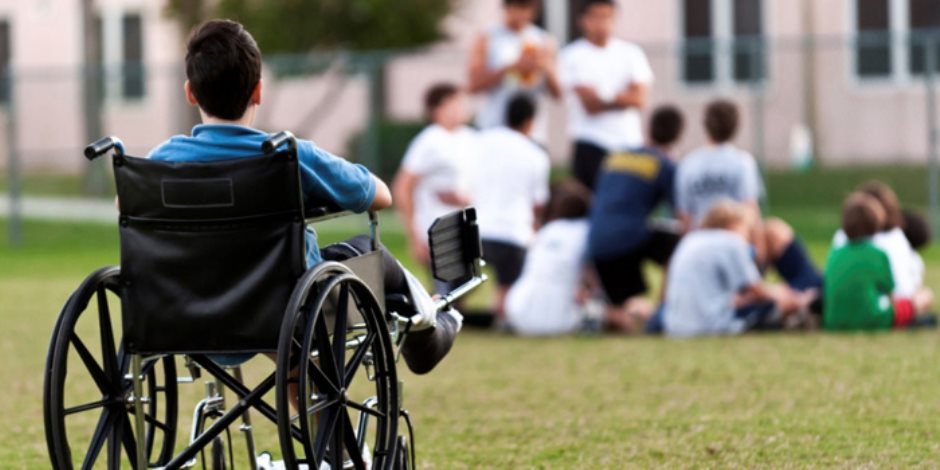 خبير قانوني يوضح لـ«صوت الأمة» عقوبة جمع ذوي الإعاقة بين أكثر من معاش