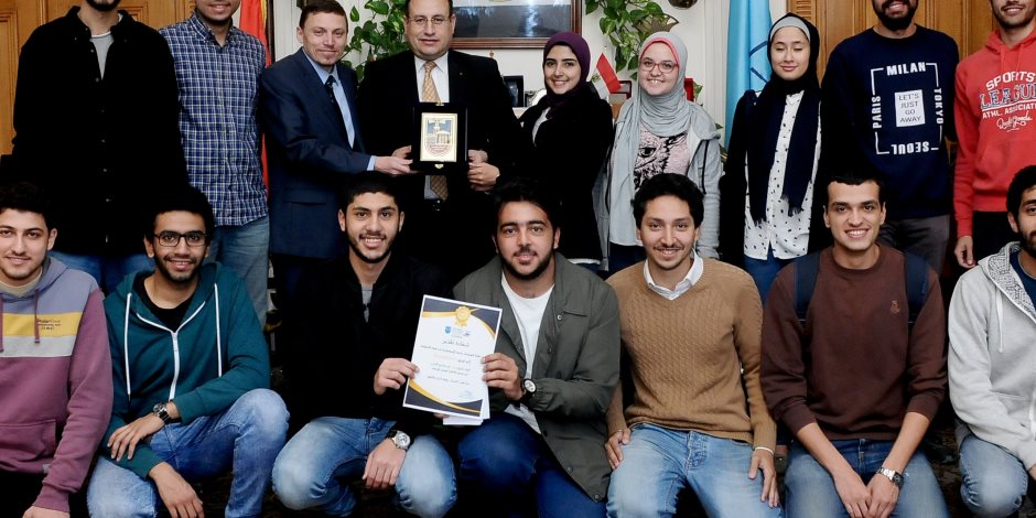 هندسة الإسكندرية تكرم الفائزين بالمركز الأول في معرض القاهرة للابتكار 