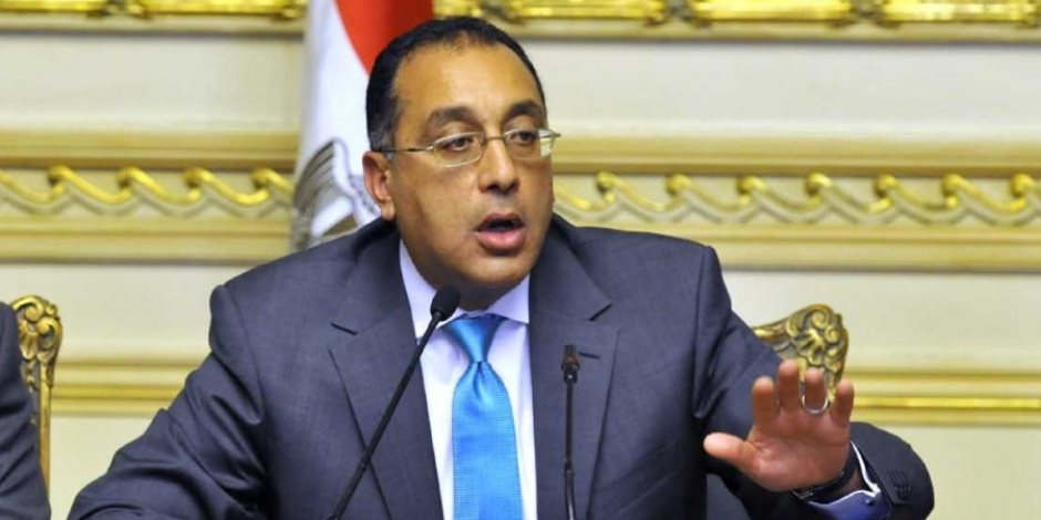 الحكومة تدعو الشركات المصرية والدولية لتشغيل مشروع القطار الكهربائي