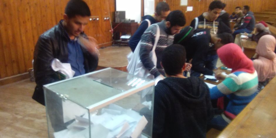 مندوب المصريين الأحرار بالسعودية: توافد المصريين في أول يوم انتخابات مشرفا 