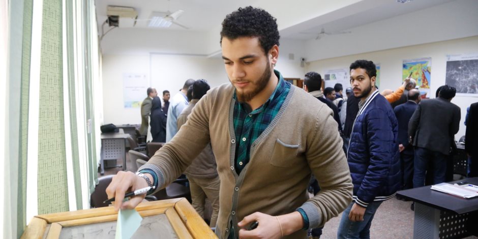 إقبال ضعيف في جولة الحسم للانتخابات الطلابية بجامعة القاهرة