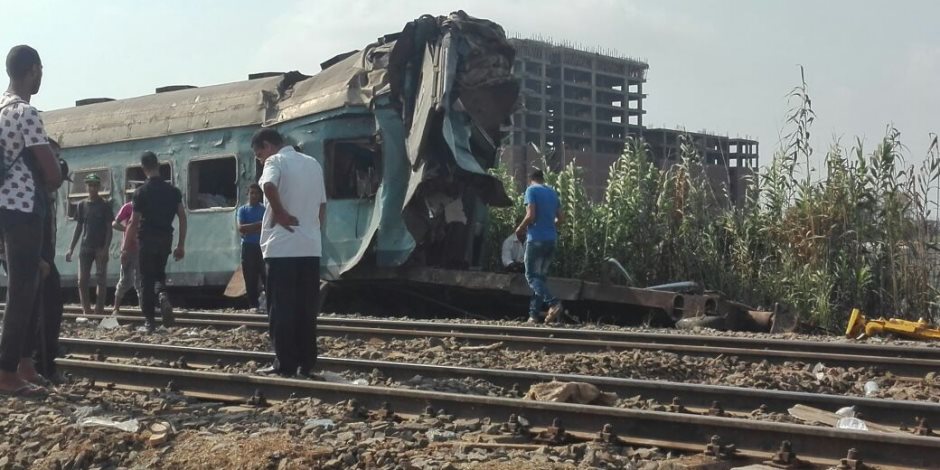 دفاع ملاحظ "بلوك أبيس" بالإسكندرية: قطار بورسعيد كان يسير بدون سائق وبه أخطاء فنية