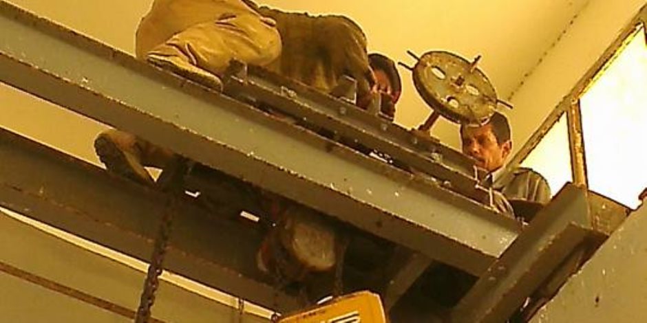 أعمال الصيانة بمحطات الرفع في السويس والمنصورة وبني سويف (صور وفيديو)