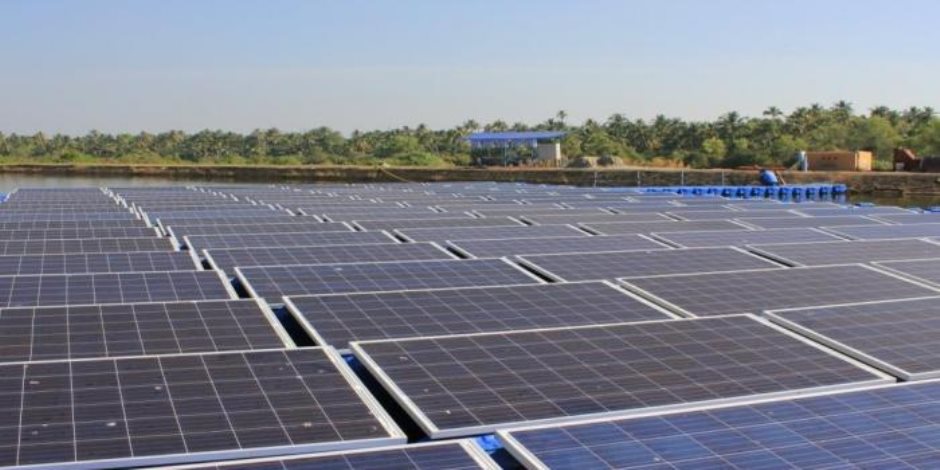 10 معلومات عن مشروع الطاقة الشمسية ببنبان في أسوان (إنفوجراف)