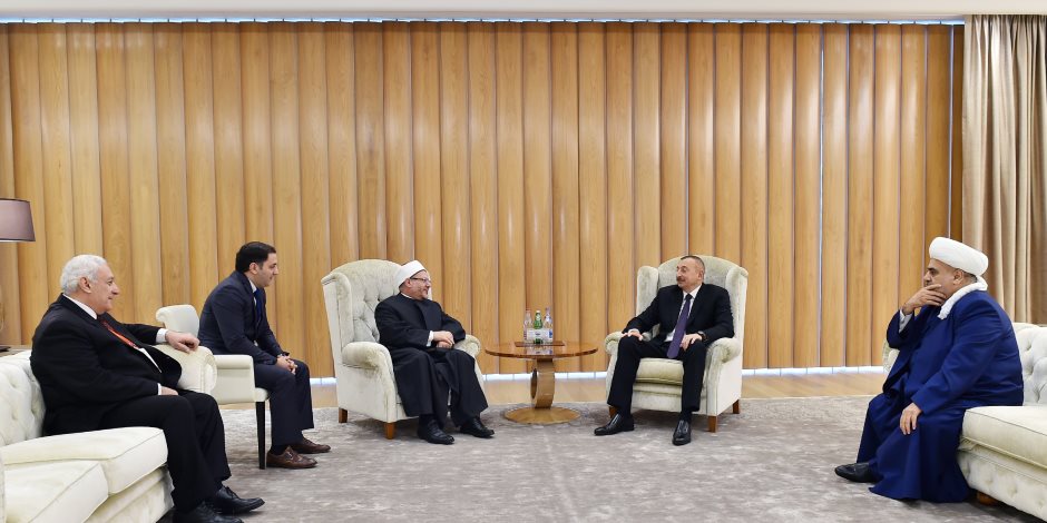 رئيس أذربيجان يثني على دور مصر في مواجهة جماعات التطرف والإرهاب