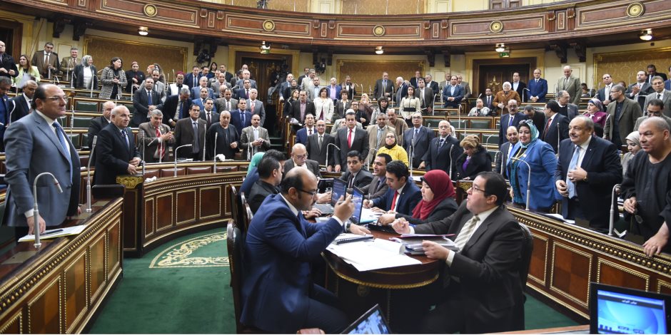 البرلمان يبدأ التصدى لمحاولات التدخل الأمريكى فى الشئون المصرية(صور)