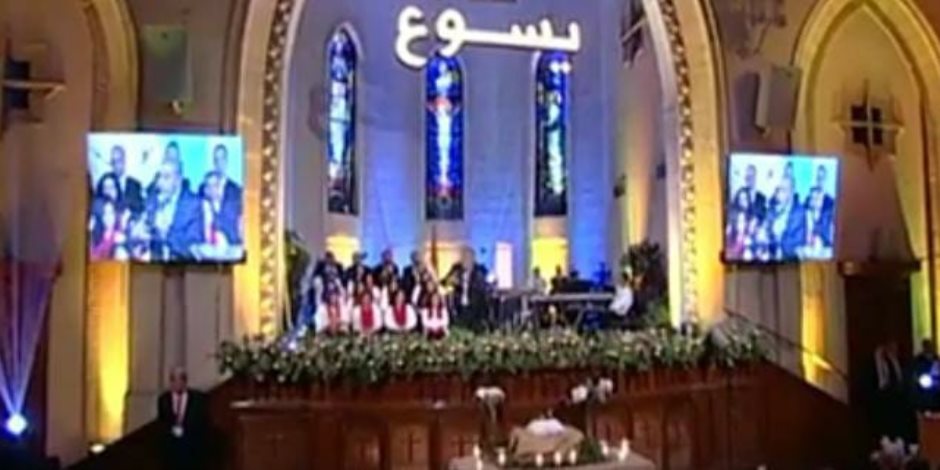 كنائس مصر تتحدى الإرهاب باحتفالات رأس السنة الميلادية "صور"
