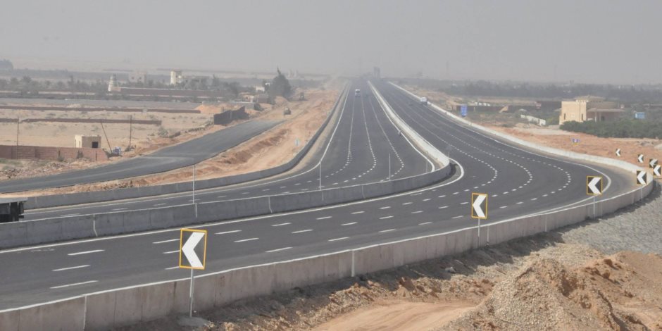 خلال خمس سنوات.. مصر تقفز 90 مركزا في الترتيب العالمي لـ«جودة الطرق» (إنفوجراف)
